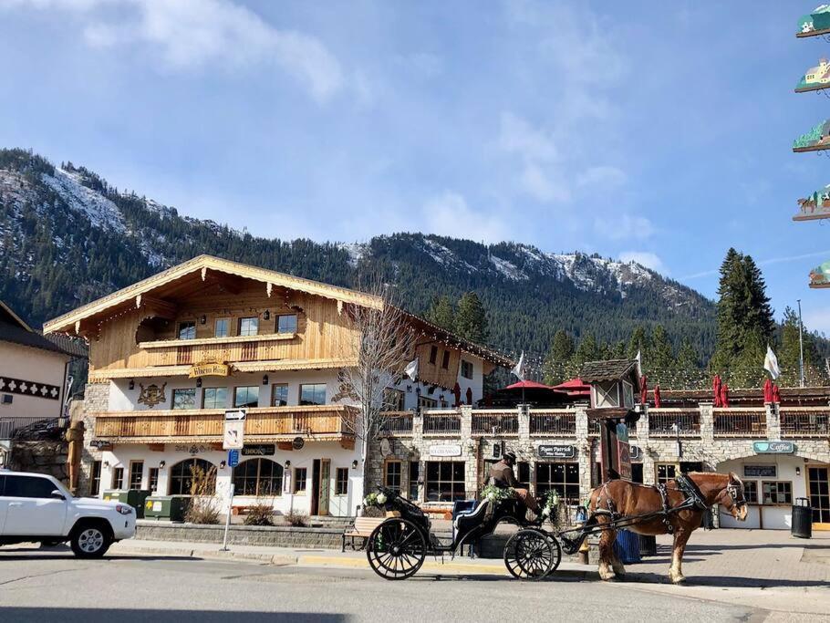 Apartamento Walk To Downtown Leavenworth * Sleeps 6 + Pets * Ground Level Gem! Exterior foto